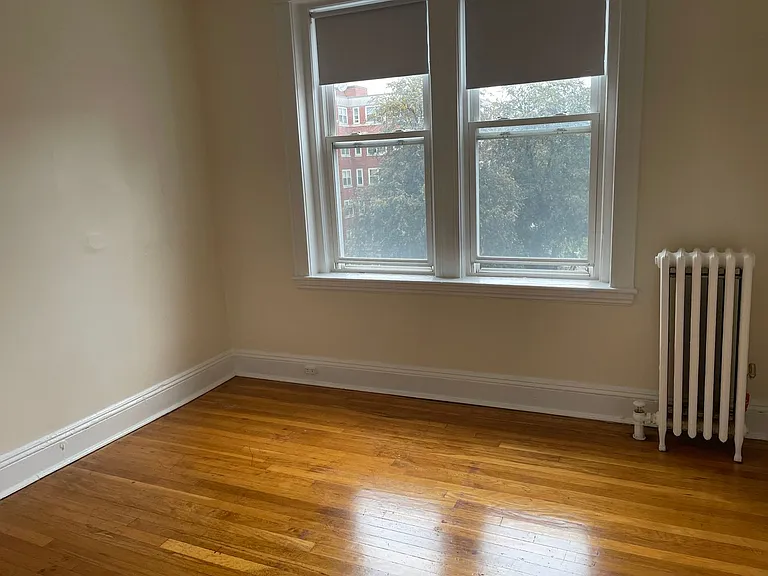133 N Washington St #35 — Photo 4