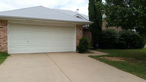 2nd image of 2500 Woodlark Dr