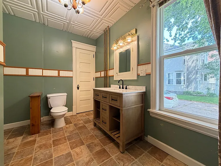 1128 Hammond Ave #1 — Photo 19