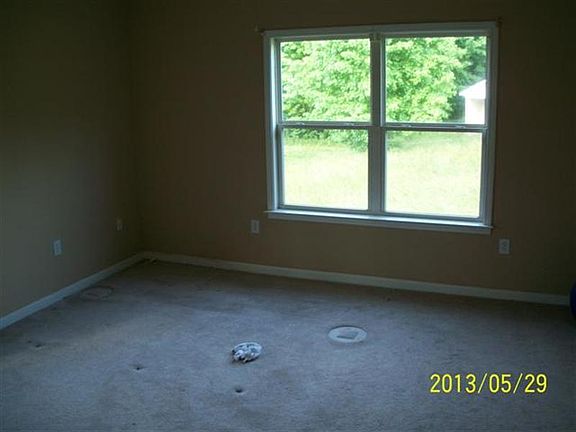 4th image of 5415 Armour Dr