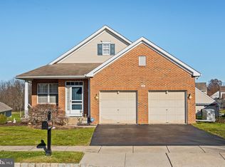 32 Sagebrush Ln, Langhorne, PA 19047