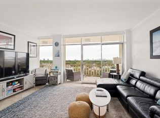6211 W Northwest Hwy APT 803, Dallas, TX 75225
