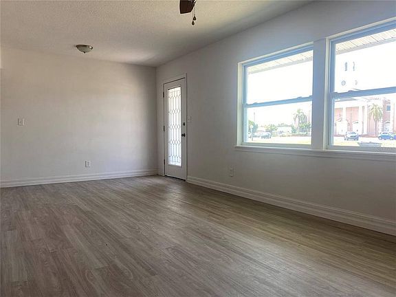 5th image of 6017 38th Ave N