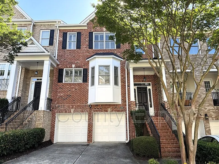 3006 Riverstone Trl — Photo 1