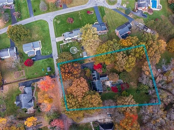 4th image of 205 Lynwood Dr
