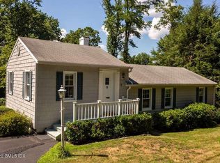 6 Boyd Ln, Riverside, CT 06878