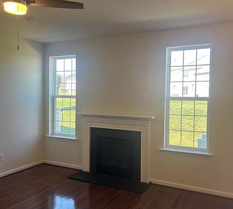 5th image of 287 Redclover Ln