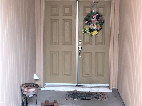 2nd image of 1604 Lou Graham Dr