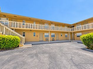 1001 S M ST, Lake Worth, FL 33460
