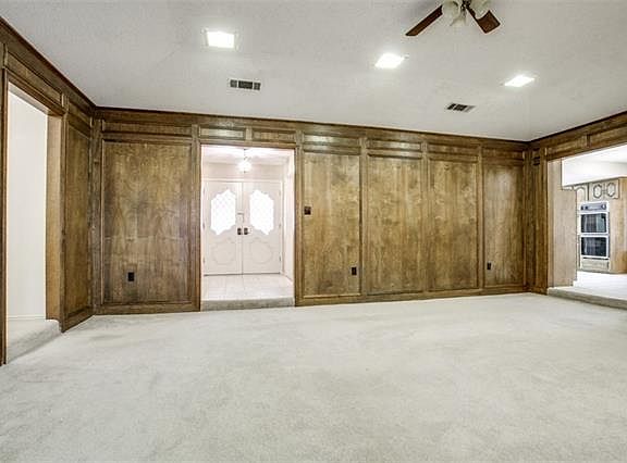 3rd image of 1431 Birdwood Dr