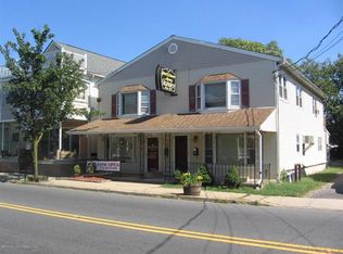 28 Main St, Englishtown, NJ 07726