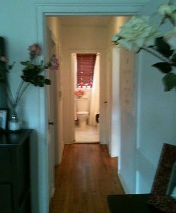 3rd image of 118 Woodside Grn