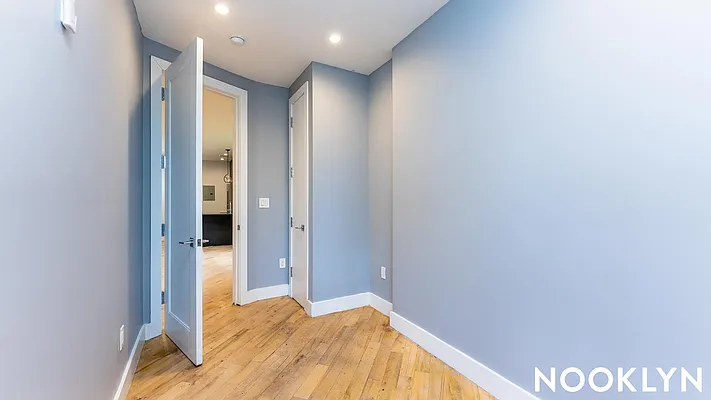 Rented by Nooklyn NYC LLC | media 20