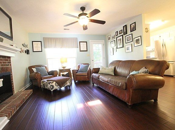 2nd image of 108 Thornhill Ct