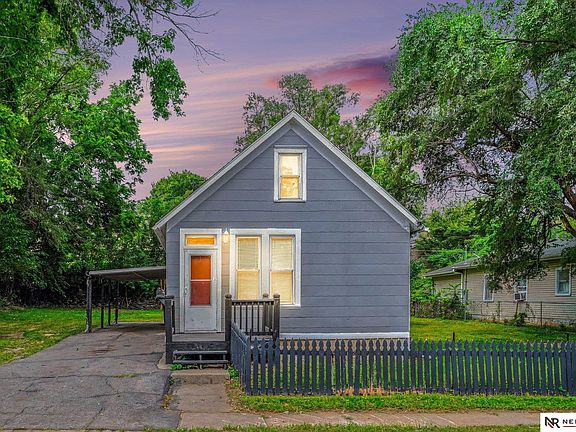 2nd image of 2531 Washington St