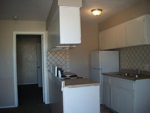 2nd image of 2502 NW 35th St APT 7S