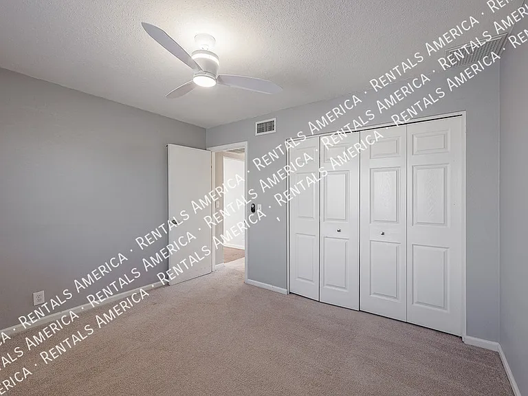 1360 W Esplanade St — Photo 12