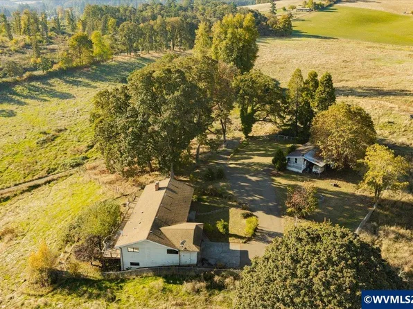 10565 Parrish Gap Rd SE, Turner, OR 97392