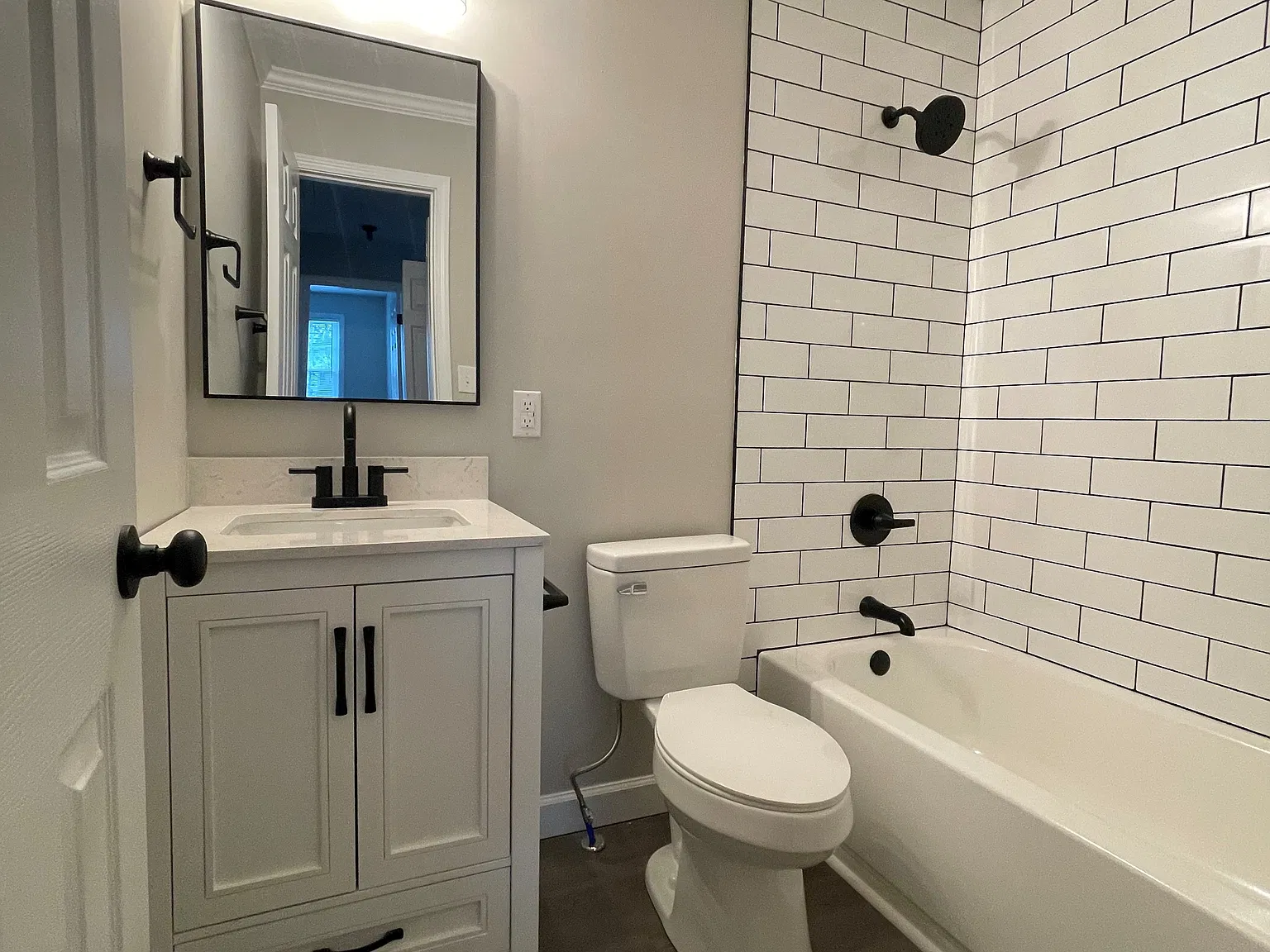2 bed, 840 sqft, $1,300 — Photo 4