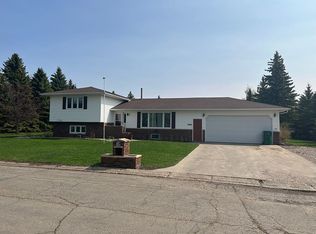 1008 16th Ave, Langdon, ND 58249