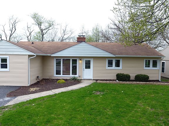4th image of 232 S Indianwood Blvd