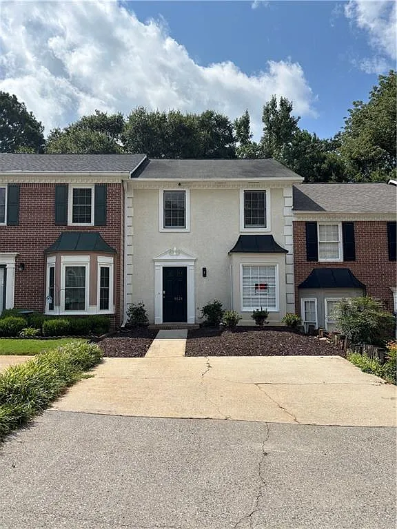 2 bed, 2.5 bath, 1292 sqft, $1,850 — Photo 1