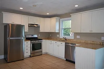 3 bed, 1.5 bath, 1680 sqft, $3,000 — Photo 3