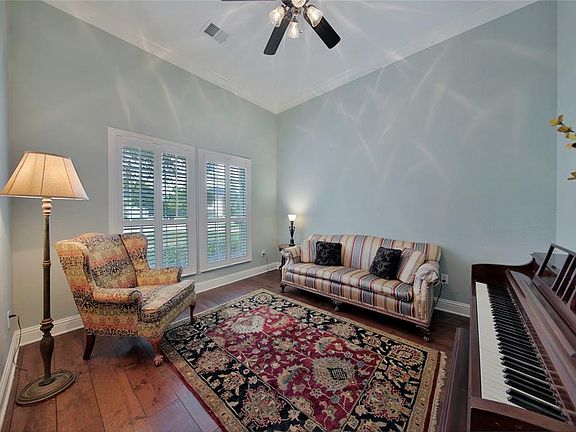 4th image of 22014 Oakcreek Hollow Ln
