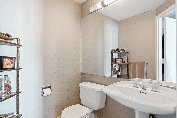 Rented by Corcoran | media 6