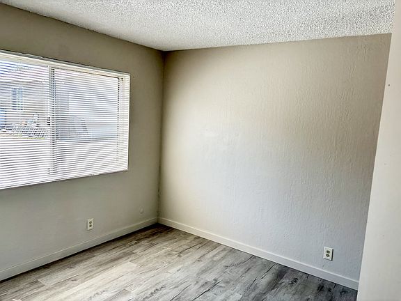 3rd image of 1280 University Ave APT B