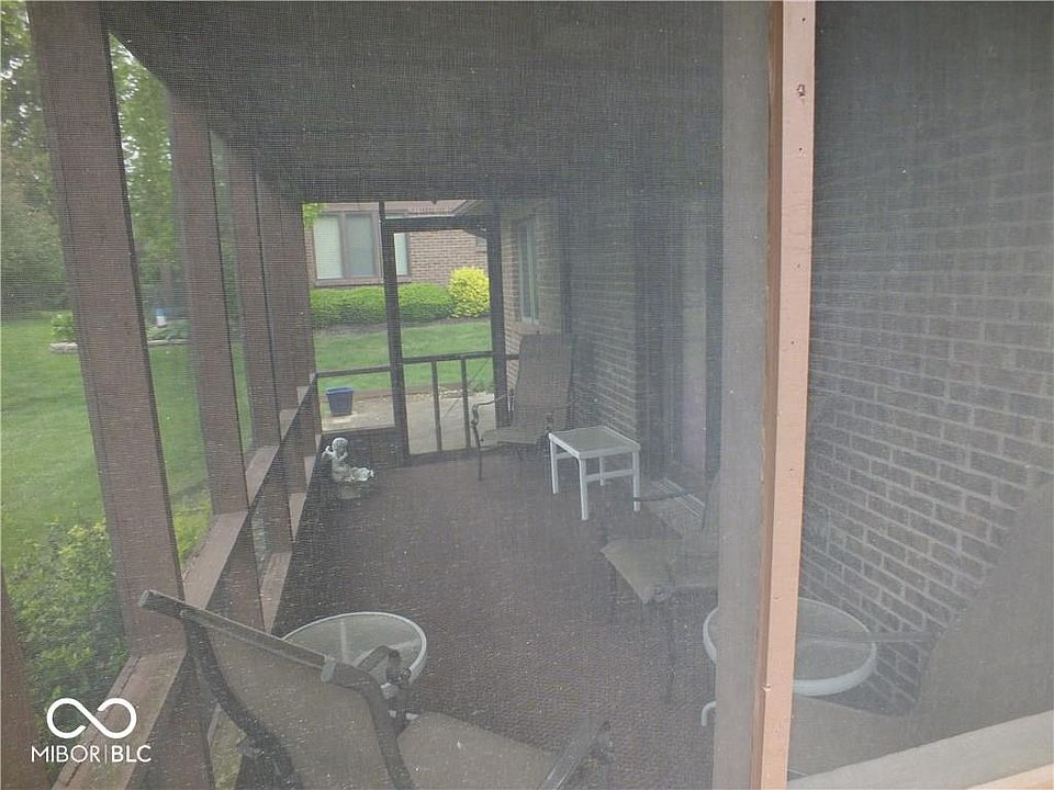 2nd image of 845 Burwick Trce