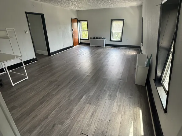 70 Rowan St Floor 3, Providence, RI 02908