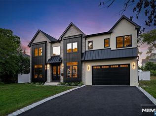 474 Oregon Street, Paramus, NJ 07652