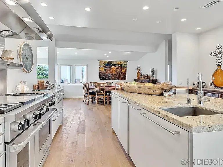 2123 De Mayo Rd — Photo 7