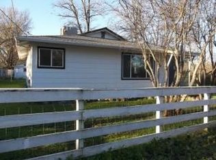 6068 Hornbeck Ln, Anderson, CA 96007