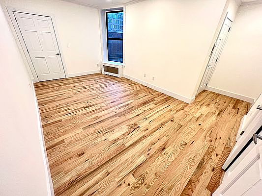 2nd image of 600 Pacific St #4C