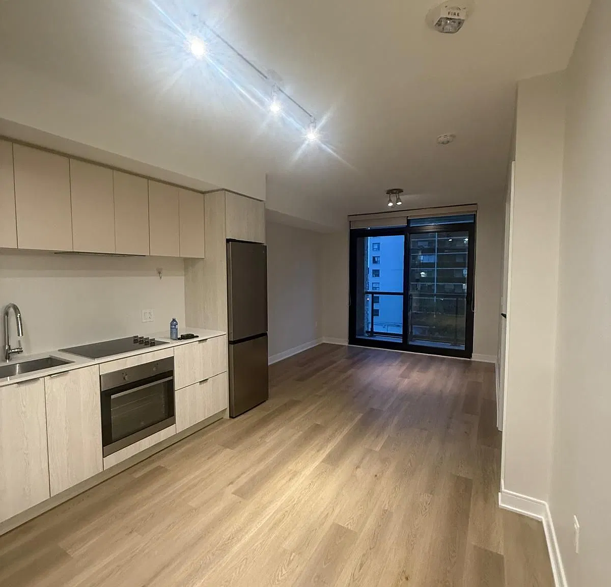 2 bed, $2,599 — Photo 4