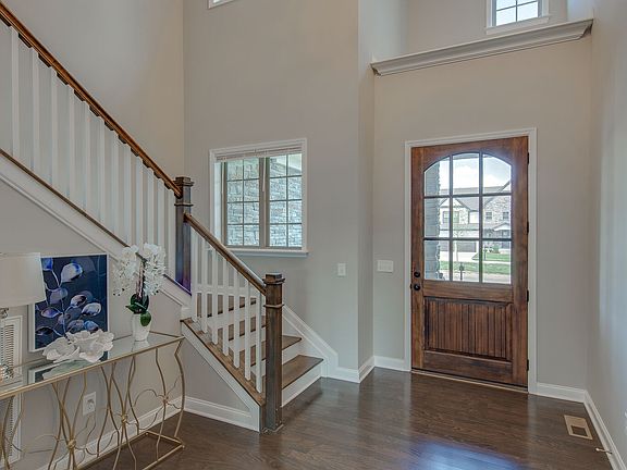 5th image of 350 Tulley Ct