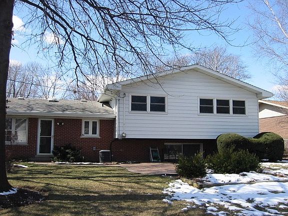 2nd image of 2031 N Burke Dr