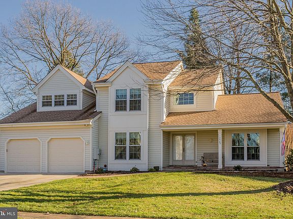 3rd image of 13485 Lake Shore Dr