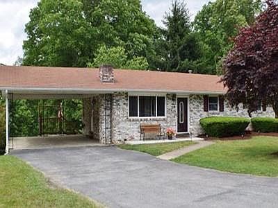 1st image of 118 Christopher Dr