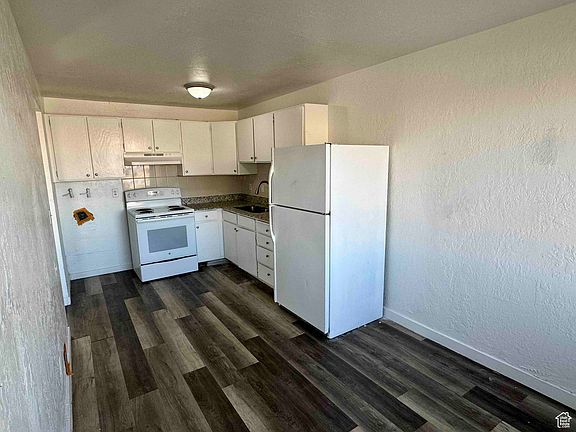 2nd image of 1877 W Parkway Blvd APT 2