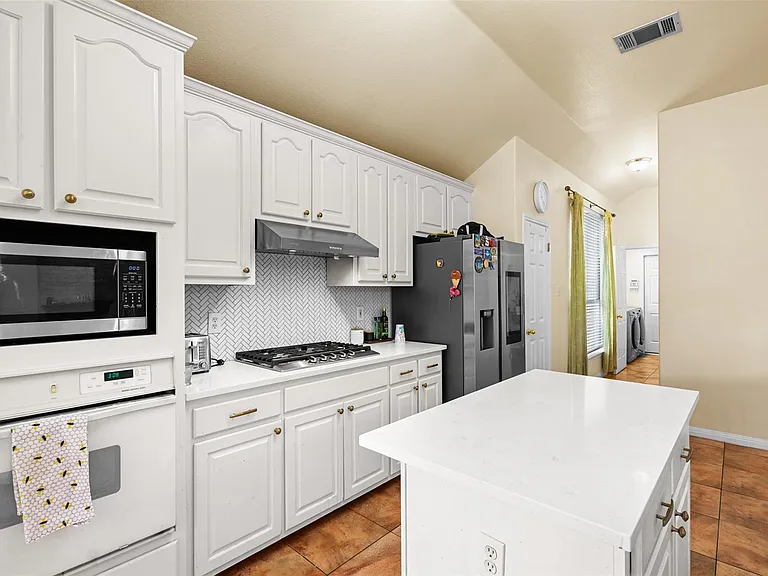 6006 Barletta Dr — Photo 11