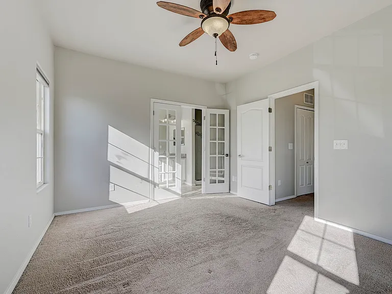 835 Ridgebury Pl — Photo 14