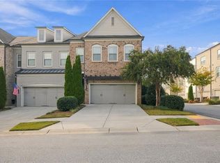1010 Milhaven Dr, Roswell, GA 30076