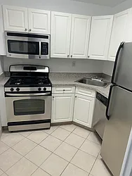 2050 Center Avenue, #7