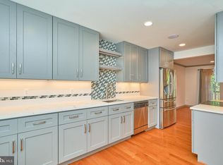 5810 Bunker Woods Ln, Burke, VA 22015