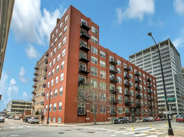 420 S Clinton St APT 803A, Chicago, IL 60607