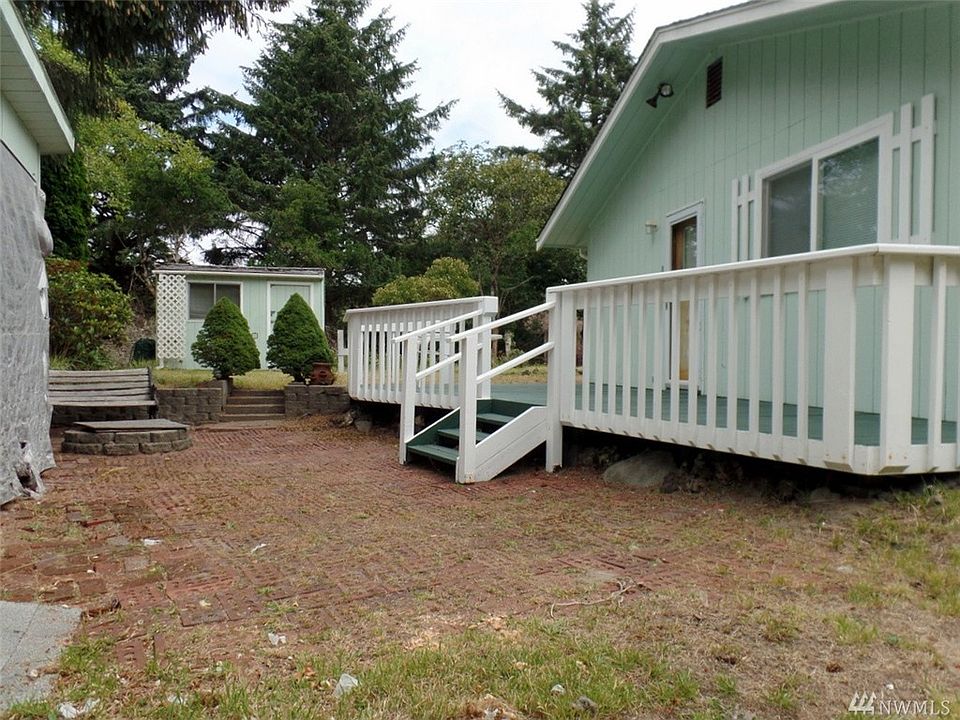 1st image of 365 Dorado Ave SW