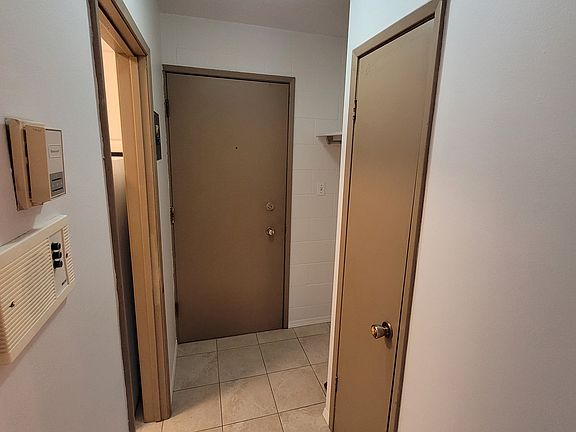 5th image of 7607 4a St SW #205